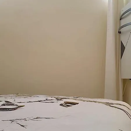 Jolie Chambre Tout Confort Dans Appartement Partage-2